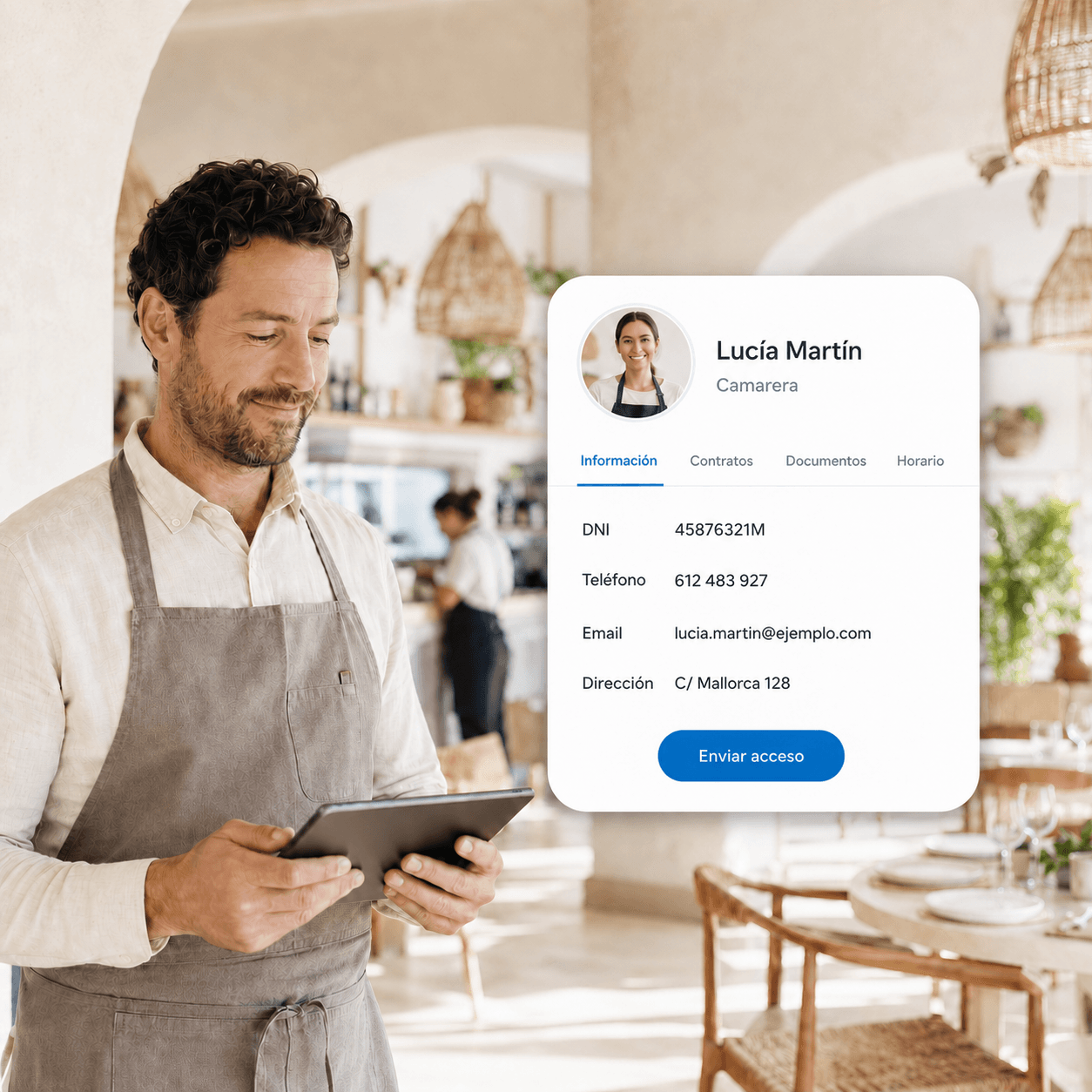 Ficha de empleada en Qubbie con sus datos, contratos y documentos